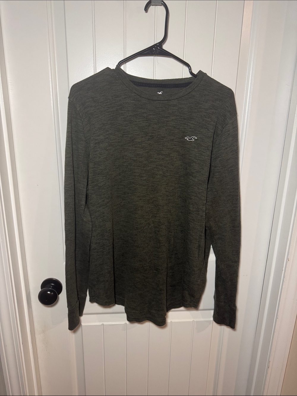 Hollister women’s Dark Olive Long Sleeve Crew Shirt